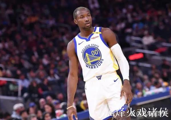 库里缺阵库明加轰33分 勇士险胜火箭终结5连败